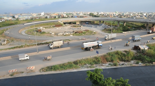 Ho Chi Minh City - Trung Luong Expressway