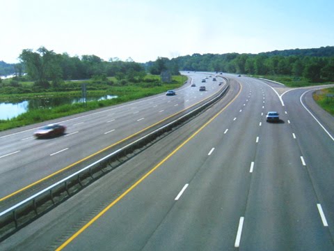 Năm 2013, đưa vào sử dụng đường cao tốc TP.HCM – Long Thành – Dầu Giây